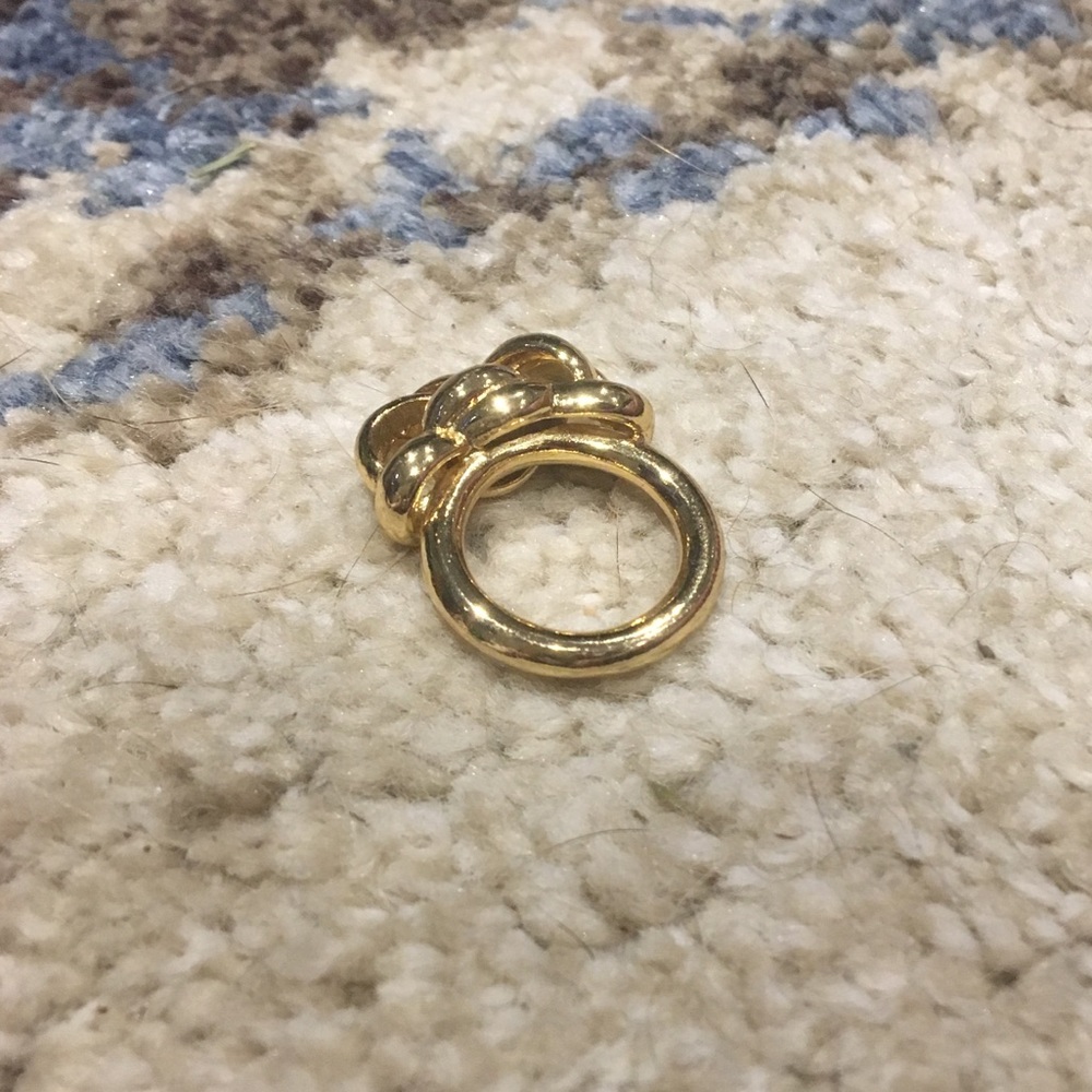 Knotted Ring - Picture 4 of 6